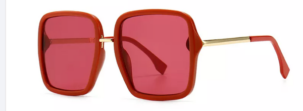 These stunning sunglasses will surely elevate any look. Trend aligned oversize design and iconic. Frame Shape: Square Frame Type: Full Rim Eye/Bridge/Temple: 60/18/145 Lens features: Resin, amber-red hue