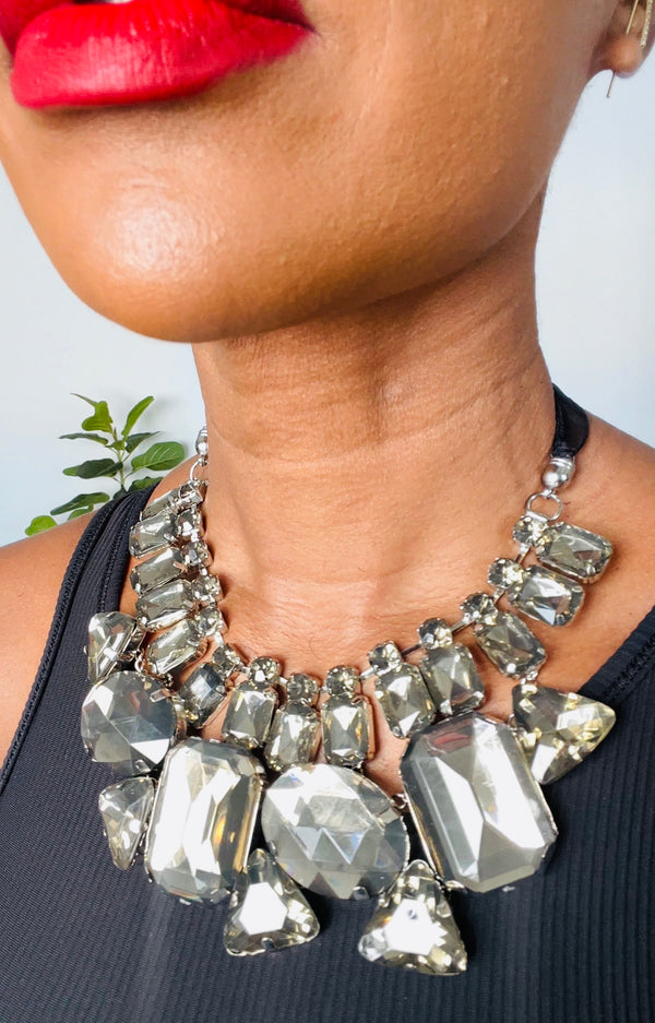 TARA NECKLACE - SMOKEY AMBER